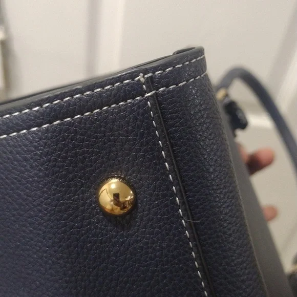 Samantha Thavasa Blue Leather 2-Way Shoulder Bag – Stylish Spacious Handbag - Picture 9 of 17